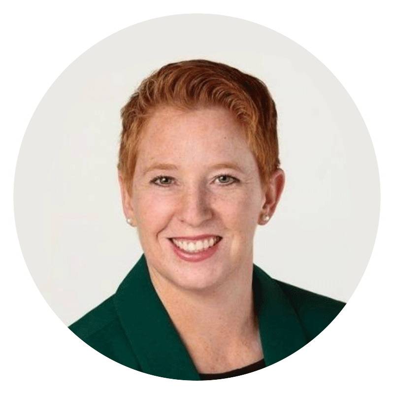 headshot of julie lucus