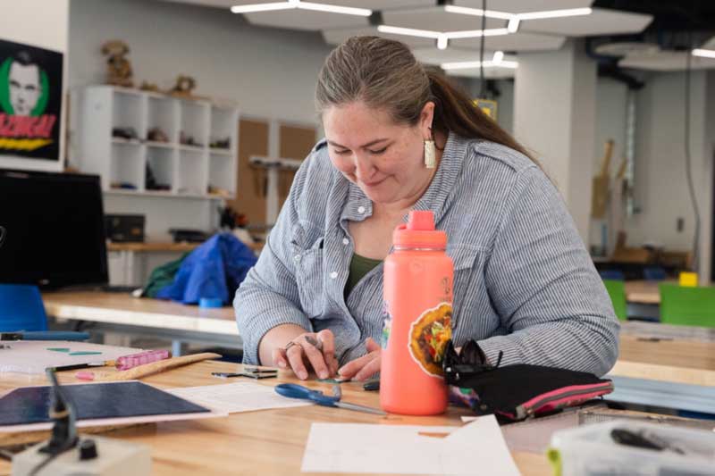 Two Students performing a silkscreen