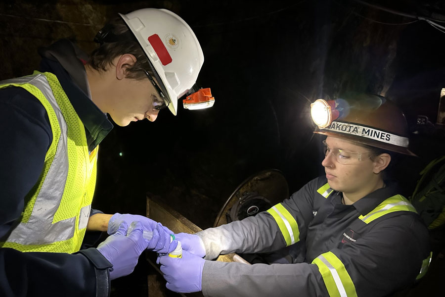 Dr-Scott-Beeler-right-and-Dr-Sarah-Keenan-from-South-Dakota-Mines-are-two-researchers-look-at-water-chemistry-underground-at-SURF